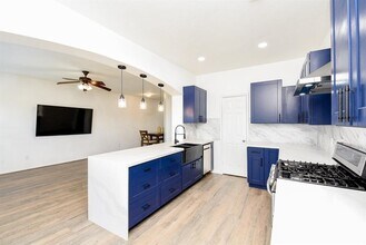 11420 Elegant Way in Houston, TX - Building Photo - Building Photo