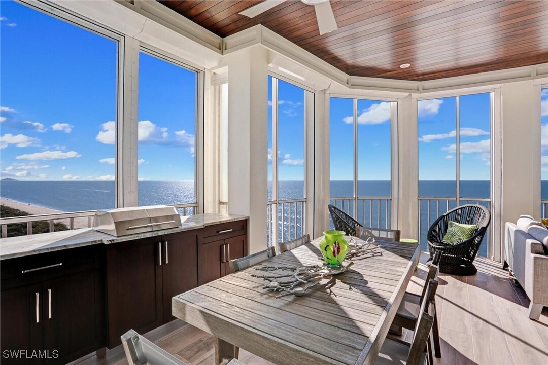 255 Barefoot Beach Blvd in Bonita Springs, FL - Building Photo