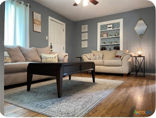 284 Perryman St in New Braunfels, TX - Building Photo - Building Photo