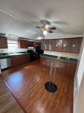 13045 Oak Manor Ct in Willis, TX - Building Photo - Building Photo