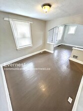 8315 Octavia Ave in St. Louis, MO - Building Photo - Building Photo