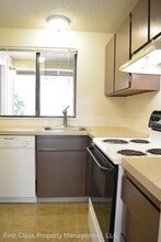 19465 NW Mahama Pl-Unit -#B in Portland, OR - Building Photo - Building Photo