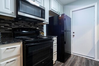 5275 Meadow Rise St, Unit 5277 in San Antonio, TX - Building Photo - Building Photo