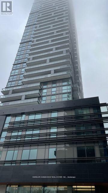 39 Roehampton Ave in Toronto, ON - Building Photo - Building Photo