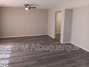 4001 Wellesley Dr NE in Albuquerque, NM - Building Photo - Building Photo