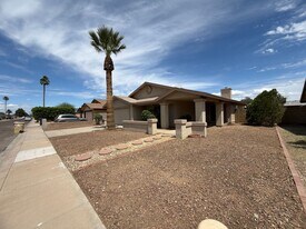 5119 N 78th Dr in Glendale, AZ - Building Photo