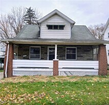 121 N Belle Vista Ave, Unit 1367 in Youngstown, OH - Building Photo