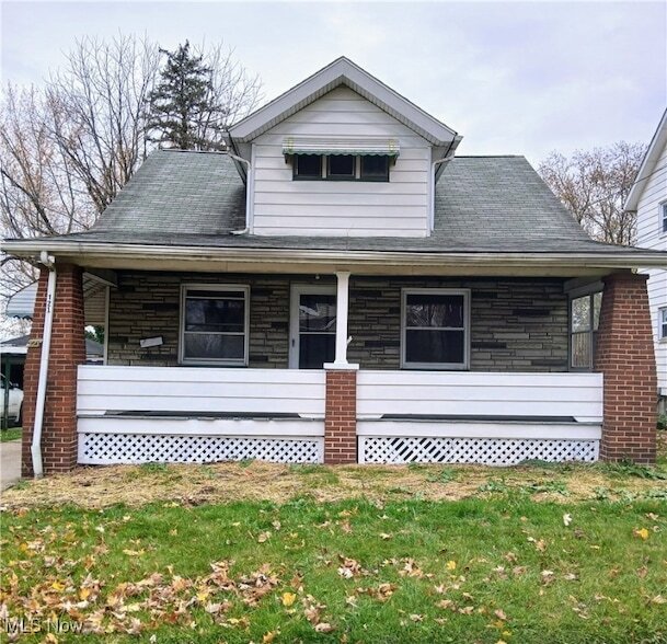 121 N Belle Vista Ave, Unit 1367 in Youngstown, OH - Building Photo