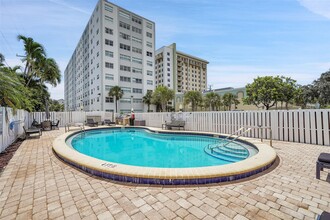 625 Antioch Ave, Unit #3 close to victoria park in Fort Lauderdale, FL - Building Photo - Building Photo