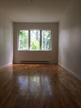 2600 French Rue in Montréal, QC - Building Photo - Building Photo