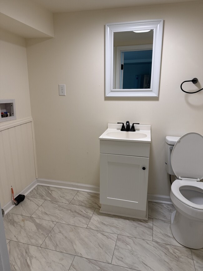 113 E Addition St in Martinsburg, WV - Building Photo - Building Photo