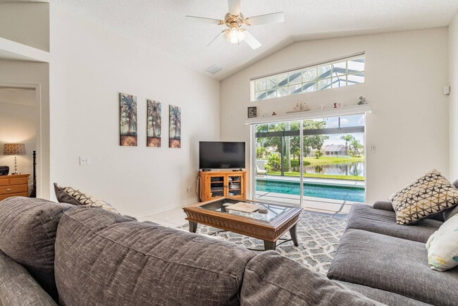 4626 Turtle Bay Terrace