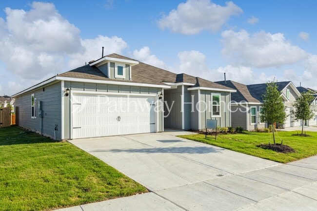 10805 Copper Hills Ln in Fort Worth, TX - Foto de edificio - Building Photo