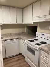 3883 Colony Oaks Dr in Eugene, OR - Building Photo - Building Photo