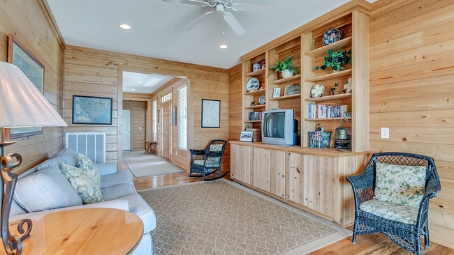 630 Parker Dr