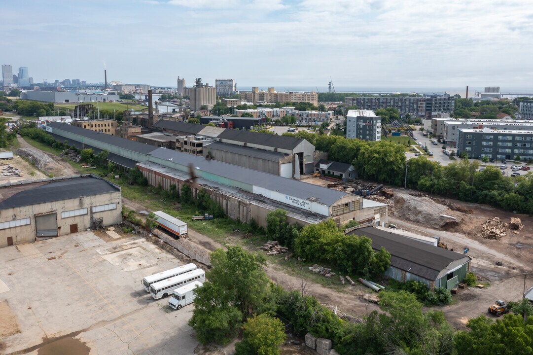 The Corliss in Milwaukee, WI - Building Photo