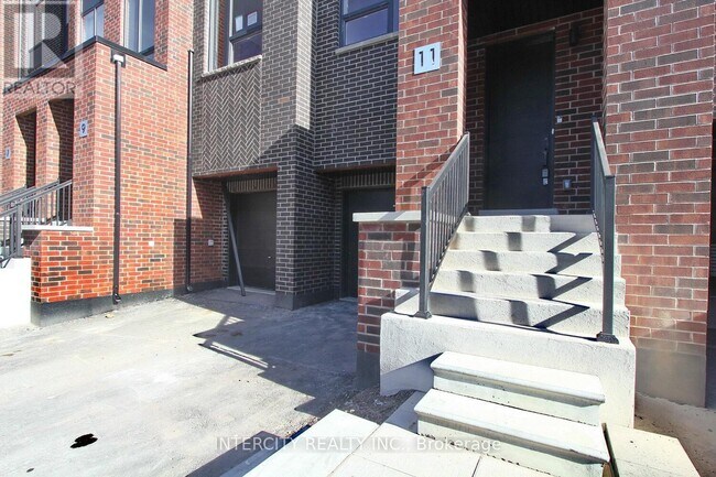 9 Desiree Pl in Caledon, ON - Building Photo - Building Photo