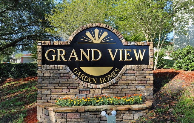 Grand View Garden Homes