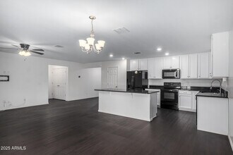 1749 E Chanute Pass in Phoenix, AZ - Building Photo - Building Photo