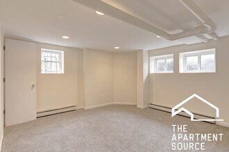 5101 W Newport Ave in Chicago, IL - Building Photo - Building Photo