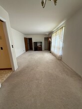 490 Sunliner Dr in Nashville, TN - Foto de edificio - Building Photo