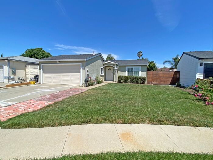 1875 Mac Duee Ct in San Jose, CA - Building Photo