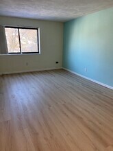 32 Whites Ave in Watertown, MA - Building Photo - Building Photo