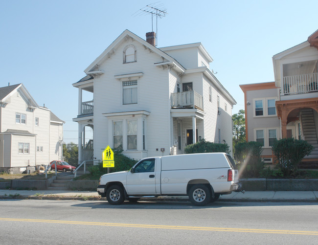 352-354 Haverhill St in Lawrence, MA - Foto de edificio - Building Photo