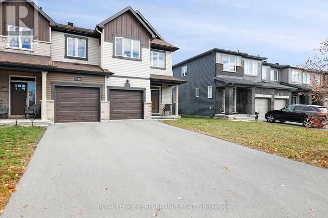 property at 318 Guppy Grv