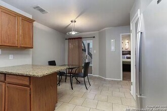 5739 cedar in San Antonio, TX - Building Photo - Building Photo