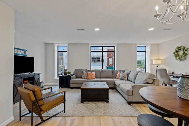 property at 308 E Broadway St