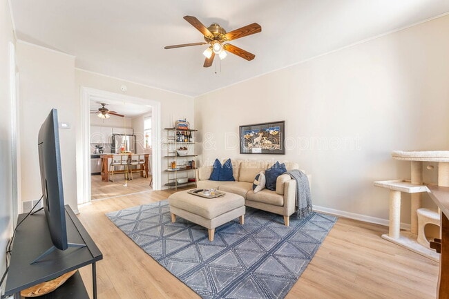 3309 N Leavitt St in Chicago, IL - Building Photo - Building Photo