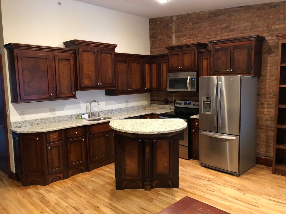 22 State St in Auburn, NY - Building Photo