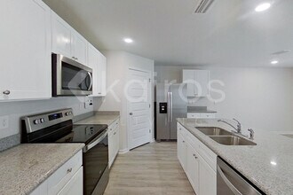 113 Metalmark Dr in Pensacola, FL - Building Photo - Building Photo