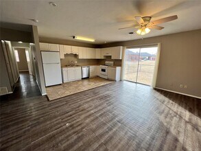 817 S Kelly Ave in Edmond, OK - Building Photo - Building Photo