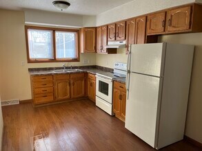 922 S 26th St in Fort Dodge, IA - Foto de edificio - Building Photo