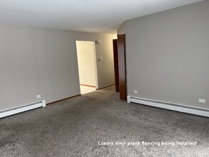 9720 Ravinia Ct in Orland Park, IL - Foto de edificio - Building Photo