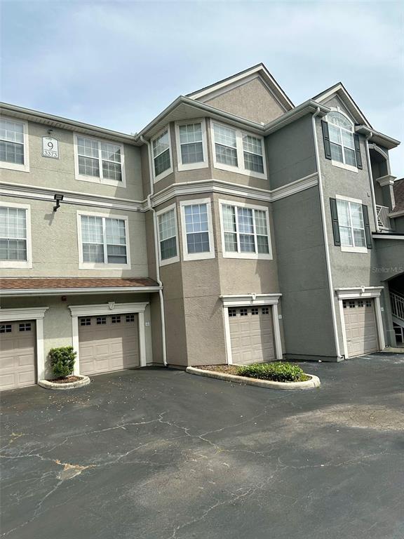 property at 3373 S Kirkman Rd