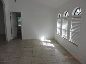 2195 Ladner Rd NE in Palm Bay, FL - Building Photo - Building Photo
