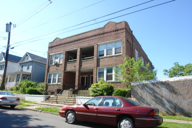 461 Neville St in Perth Amboy, NJ - Building Photo - Building Photo