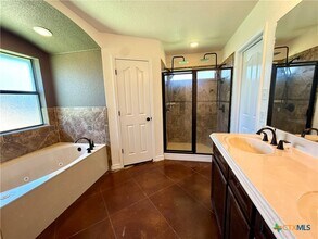 2039 Rustling Oaks Dr in Harker Heights, TX - Building Photo - Building Photo