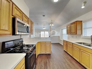 1204 Buehler Ct in Lewisville, TX - Building Photo - Building Photo