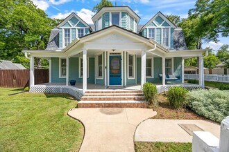 1223 Cecelia St in Taylor, TX - Building Photo - Building Photo