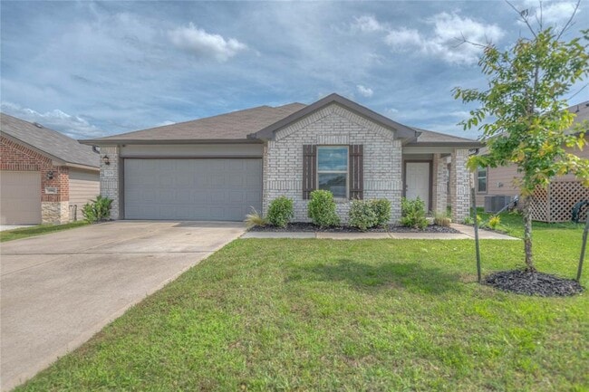 204 Rockbridge Dr in Huntsville, TX - Building Photo - Building Photo