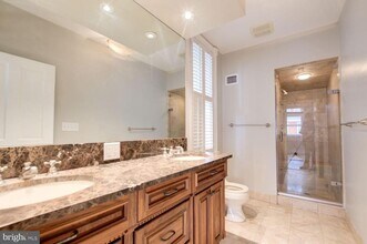 3252 N St NW in Washington, DC - Building Photo - Building Photo