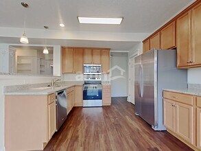 4157 S Woodtrail Ln in New Palestine, IN - Foto de edificio - Building Photo