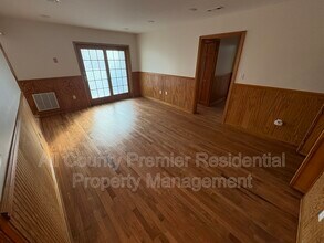 409 Hidden Village Dr in Perth Amboy, NJ - Building Photo - Building Photo
