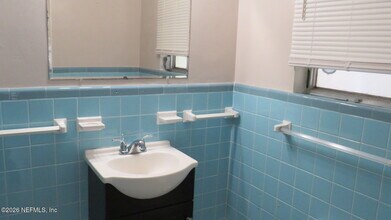 4566 Plymouth St in Jacksonville, FL - Building Photo - Building Photo