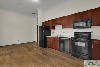 1835 Skidaway Rd in Savannah, GA - Building Photo - Building Photo