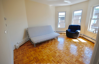 5 Spring Garden St, Unit 2 in Boston, MA - Building Photo - Building Photo